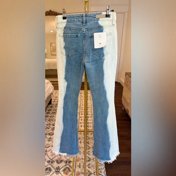 Cello Mid Rise Flare Jeans Two-Tone Boho Frayed Hem Denim - Size 1 - Picture 4 of 6